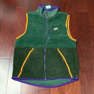 Nike Sherpa Fleece Vest